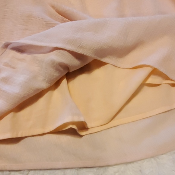 NWOT 💥LAST ONE💥Jones by JOA bell sleeve top - Picture 7 of 8